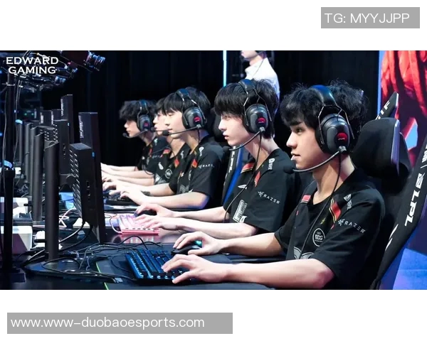 电竞比分职业联赛特别报道LNG战队崛起之路与成长历程揭秘