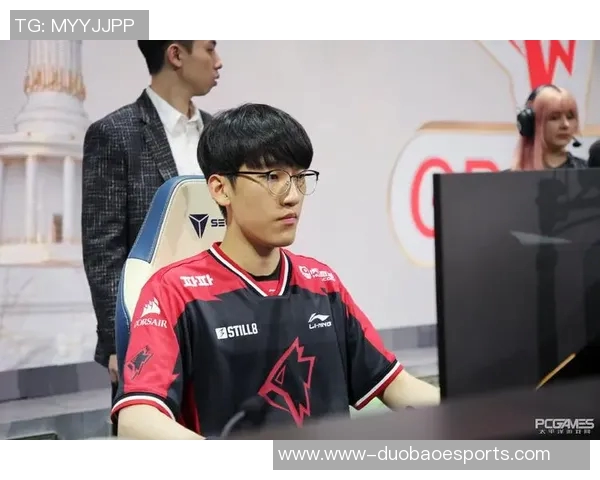 esports数据和平精英赛场上的奋斗与荣耀FPX战队成长历程全景回顾